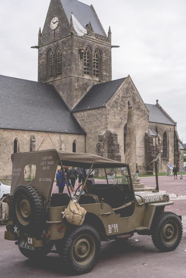Gite Le C-47 Proche Des Plages Du Debarquement Sainte-Mere-Eglise Bagian luar foto